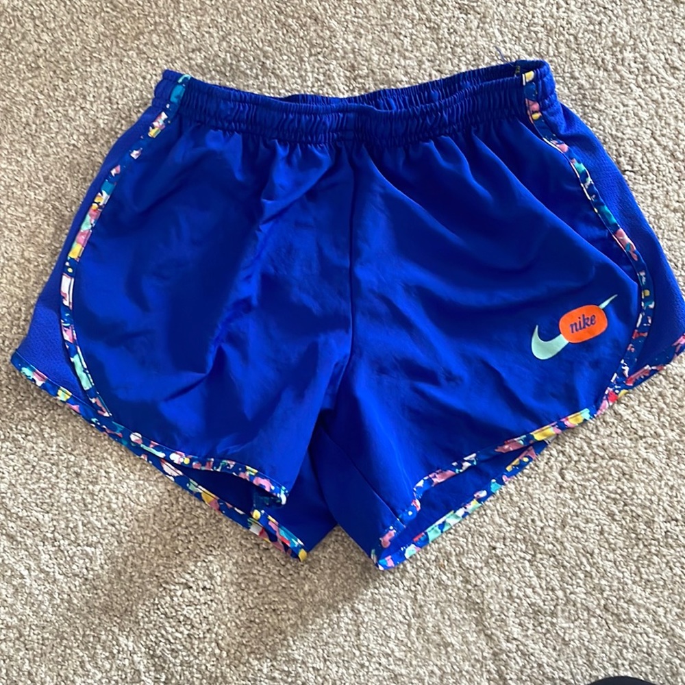 Girls Nike running/soccer shorts. size medium